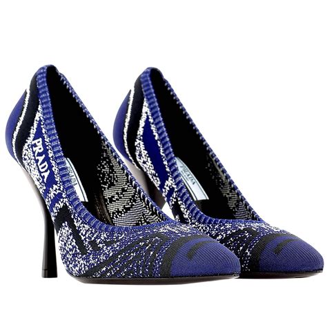 prada pumps blau